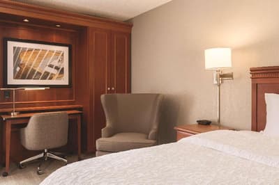 Hampton Inn Des Moines Airport