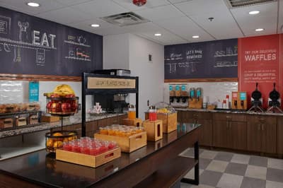 Hampton Inn Atlanta-Cumberland Mall- NW