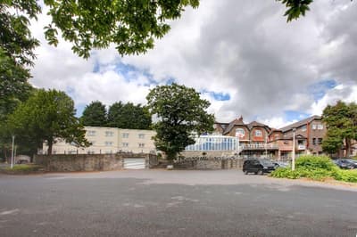 Diplomat Hotel Restaurant and Spa