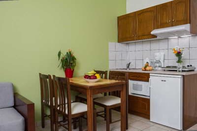 Oscar Suites & Village