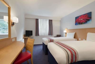 Ramada Wakefield