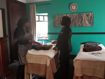 Court Classique Suite Hotel