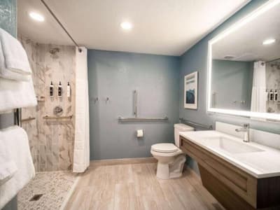 La Quinta Inn & Suites by Wyndham Cocoa Beach