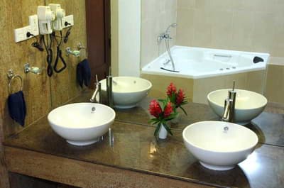 Hibiscus Beach Hotel Kalutara