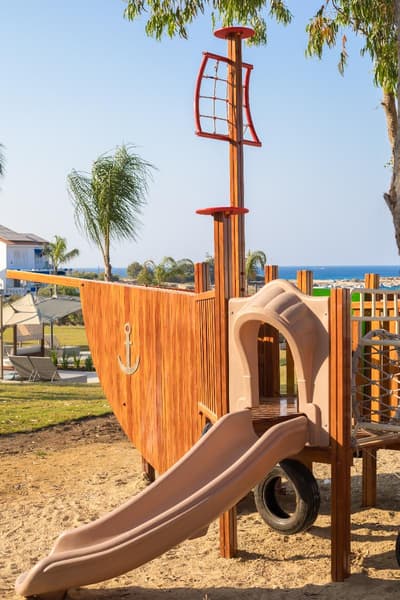 Cavo Zoe Seaside Hotel