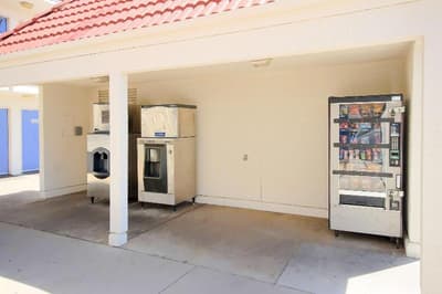 Motel 6 Fresno Blackstone
