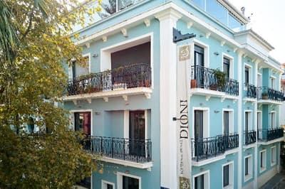 Dioni Boutique