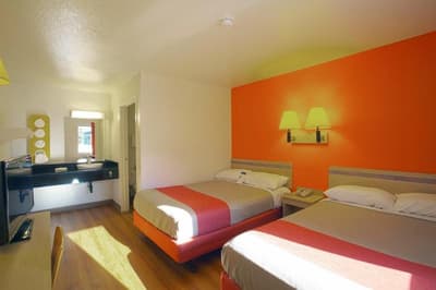 West Ashley Inn