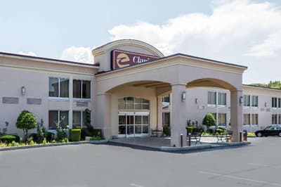 Clarion Inn and Summit Center