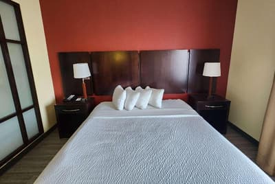 Days Inn Suites Houston - West Energy Corridor