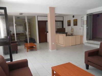 A. Maos Apts