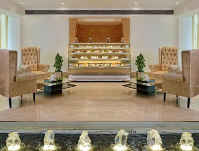 Taurus Sarovar Portico