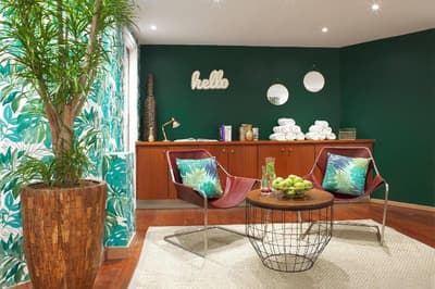 Renaissance Paris La Defense