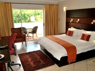 Safari Lodge, Hotel & Convention Centre
