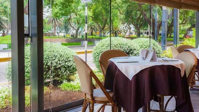 Roosevelt Hotel & Suites