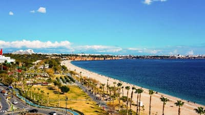 The Corner Park Hotel