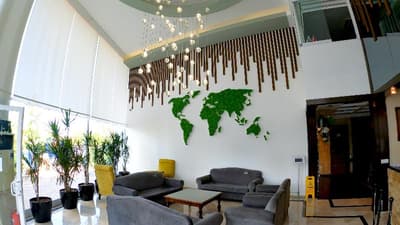 The Corner Park Hotel