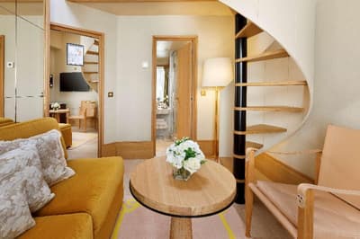 Le Belgrand Hotel Paris Champs Elysees, Tapestry