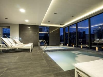 Guildford Harbour Hotel