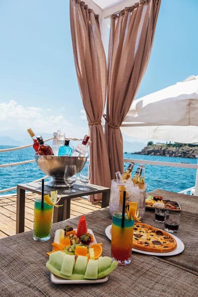 La Boutique Hotels & Suites