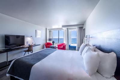 Radisson Blu Acqua Hotel & Spa