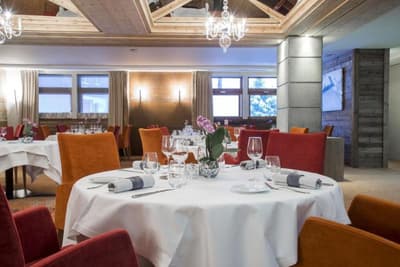 Au Coeur Du Village Hotel
