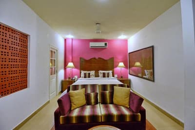 WelcomHeritage Ranjit's Svaasa