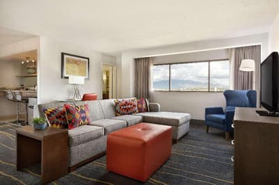 DoubleTree by Hilton Hotel Albuquerque