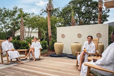 Royale Palms Condominiums