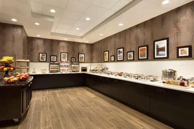 Hilton East Brunswick Hotel & Executive Meeting