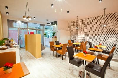 Platinum Apartments Aparthotel