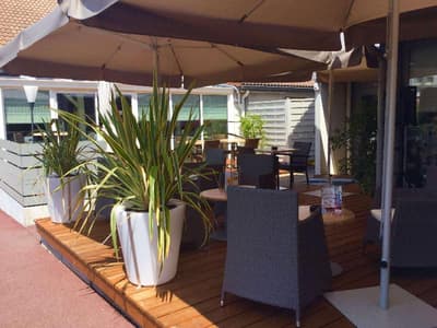 Campanile Bordeaux Nord - Le lac