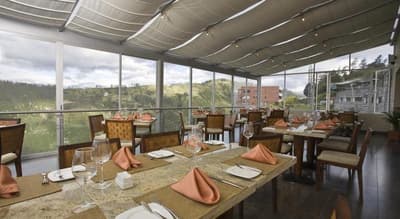 Stubel Suites y Café