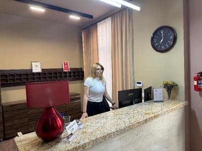 Yerevan Deluxe Hotel