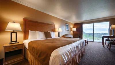 Beachfront Inn