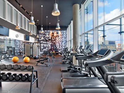 W London Leicester Square