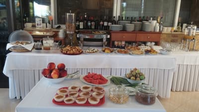 Irida Resort Suites