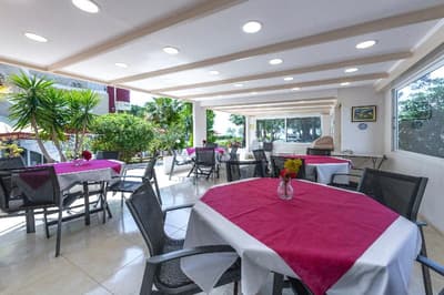 Irida Resort Suites