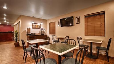 Quality Inn Three Rivers