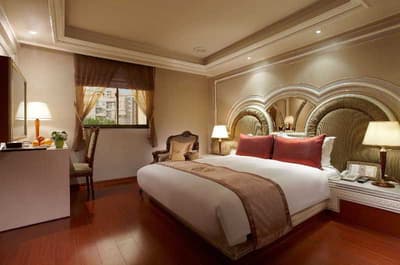 Charming Castle Hotel