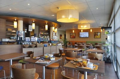 Suite Home Saran