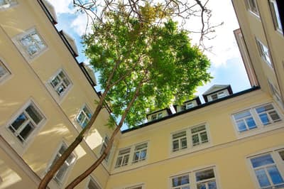 The Levante Rathaus Apartments