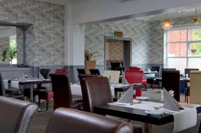 Parkmore Hotel & Leisure Club