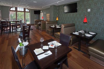 The Tudor Arms Hotel Cleveland - a DoubleTree by H