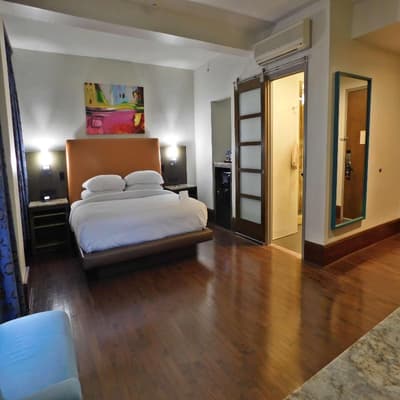 The Tudor Arms Hotel Cleveland - a DoubleTree by H