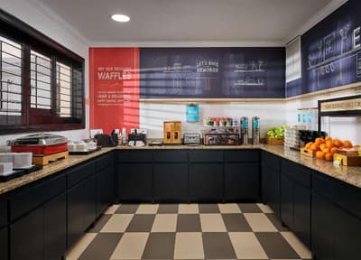 Hampton Inn Convington