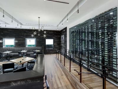 DoubleTree by Hilton Wichita Airport