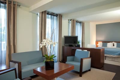 Les Pleiades Hotel-Spa-Restaurant