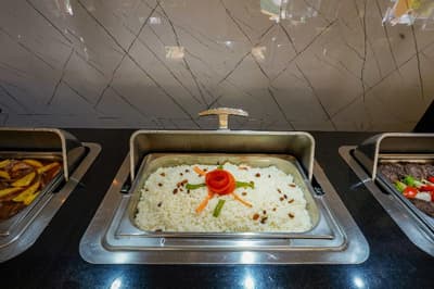 Kleopatra Arsi Hotel