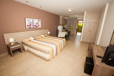 Crystallo Hotel Apts